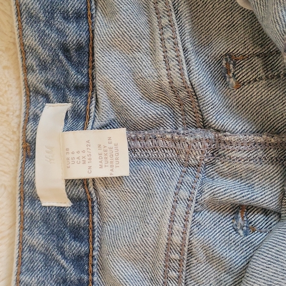 Blue denim skirt - Picture 3 of 4